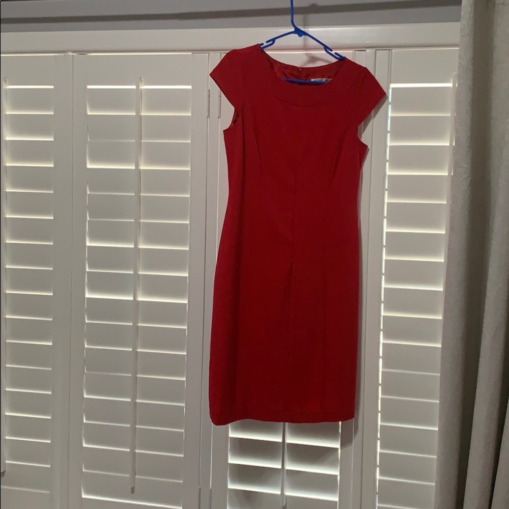 Red Sandra Darren dress